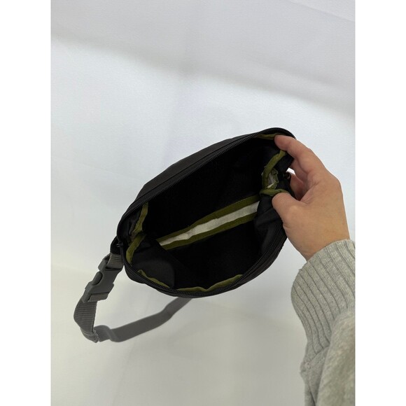 JanSport Waist Bag Fanny Pack Gray Zipper Close - Picture 6 of 6